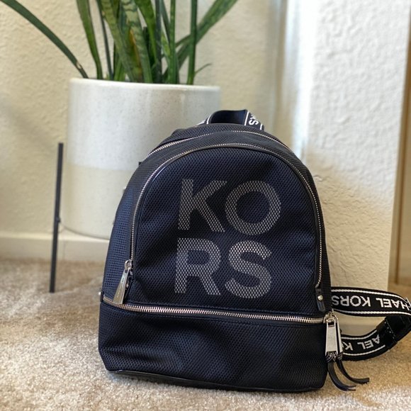 Michael Kors Backpack School Medium ZIP Logo main image 6